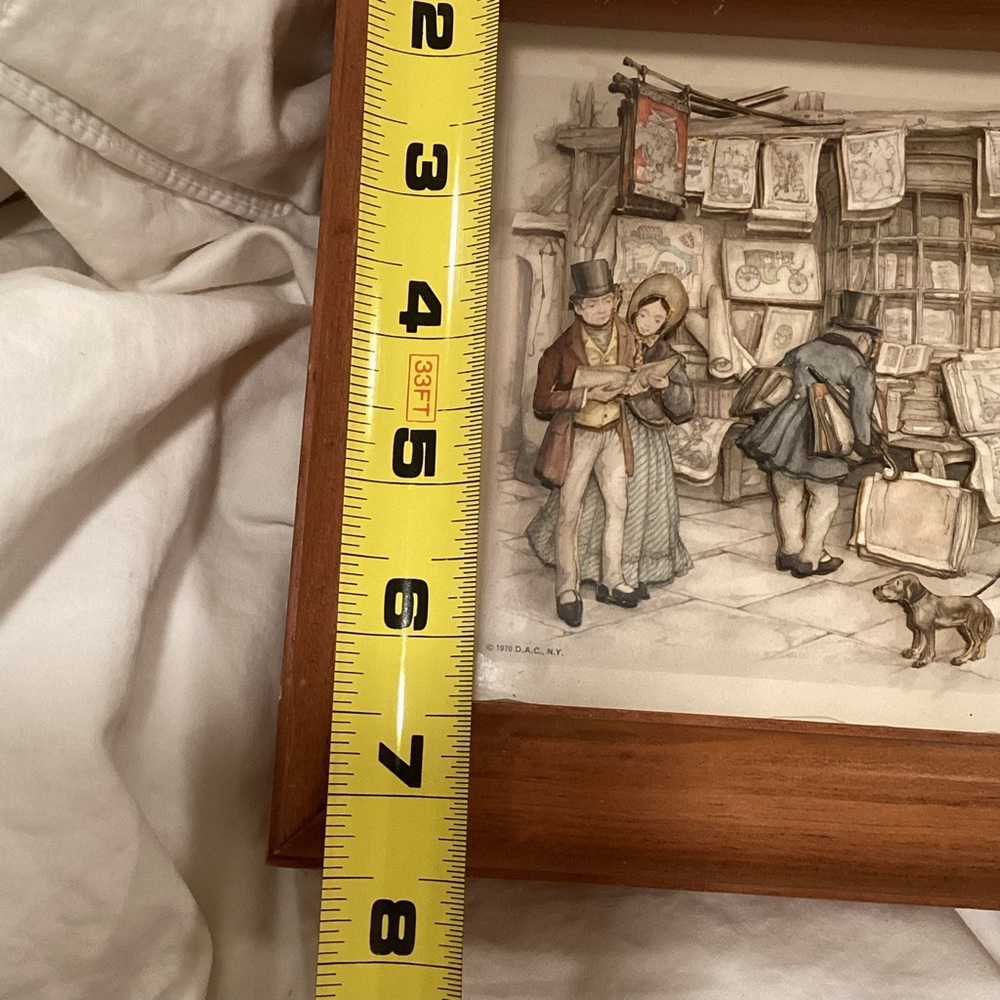Framed Vintage Street Scene Illustration “The Old Print Shop” titled - Picture 4 of 9